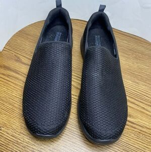 Skechers Womens Go Walk SN 15600NA Black Slip On Comfort Sneakers Shoes Size 9.5